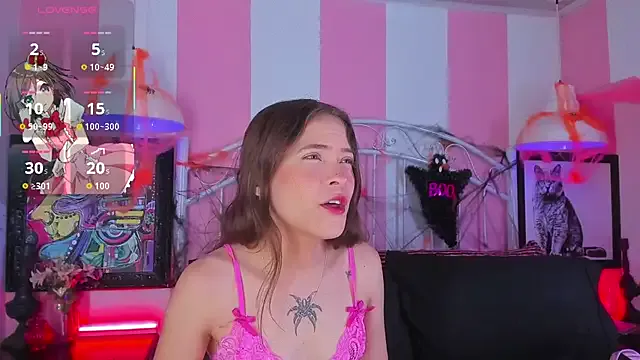 Liah_Grey8 on StripChat