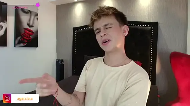 LiamWildx20 on StripChat