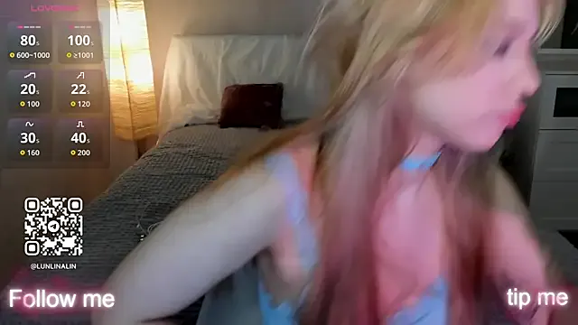 LightStar_18 on StripChat