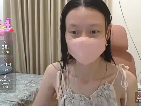 Lil-Cherries on StripChat 