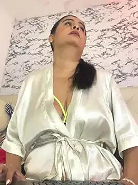 Lili__taylor on StripChat 