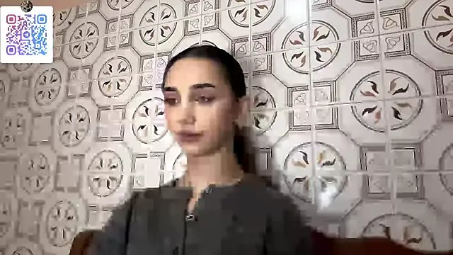 LinaMour on StripChat