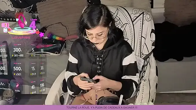 LisandreLaVenale on StripChat