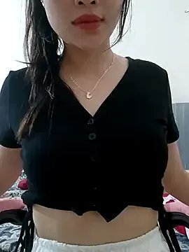 Lissa_xinh09 on StripChat 