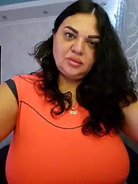 littleRikka on StripChat 