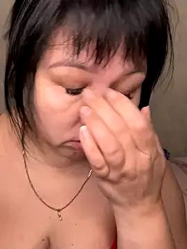 Love__Mom — Orgasm to squirt