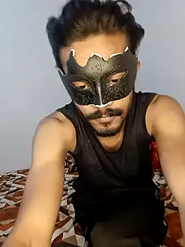 Lovebirdss on StripChat