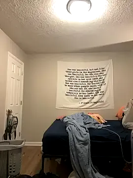 lovelyy_kitty on StripChat