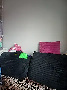 LucidLucy — Panties off & let me sit on ur face