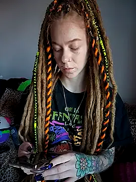 LucidLucy on StripChat