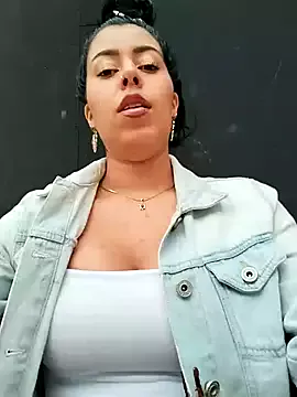 Luianna on StripChat