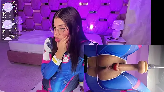 LunaAridi on StripChat