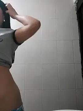 LunaJacobs — Open ass