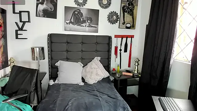 LunarisSmith on StripChat