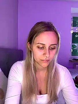 lunawolf21 — put XL Plug in