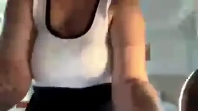 LuxureMia — Spank ass 