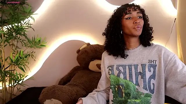 lynx_sun on StripChat