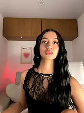 maddy_bronw_ on StripChat