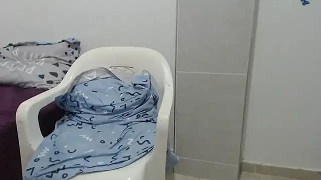 madonna101 — Big squirts