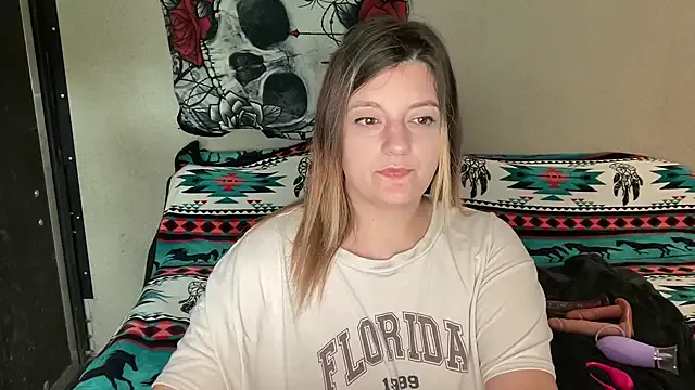 magicsparkles on StripChat