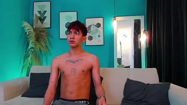 Marcus_and_Tony on StripChat