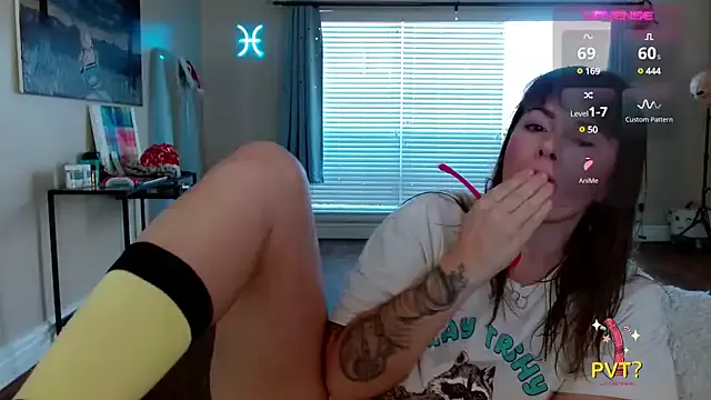 MarlaFknSinger on StripChat