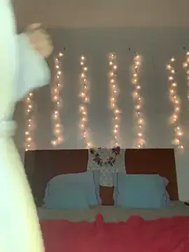 mass_hotbrunette —  bananaflavour