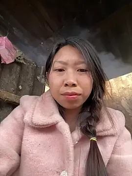 Mayly_lucky2 on StripChat