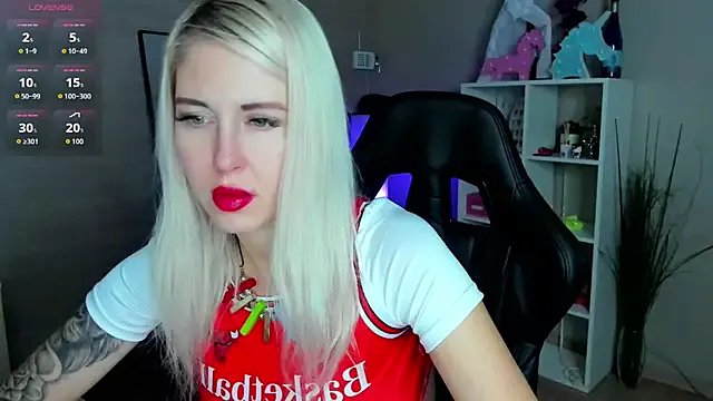 Mermaid_N on StripChat 