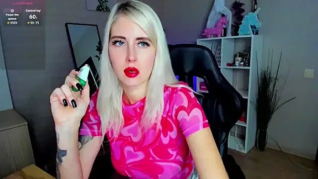 Mermaid_N on StripChat 