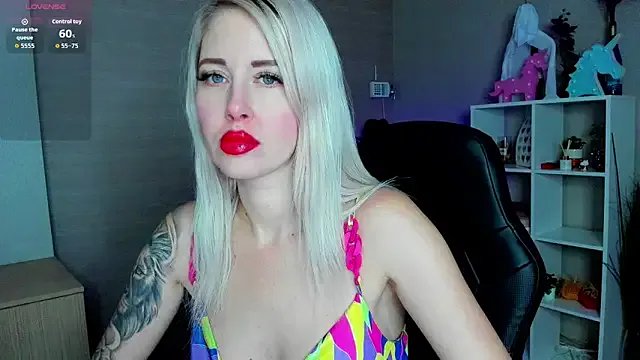 Mermaid_N on StripChat 