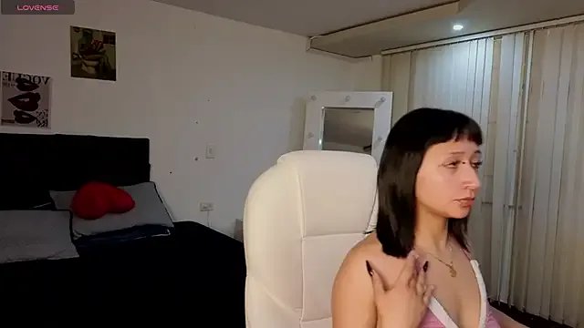 mia_bloom2 — see breasts