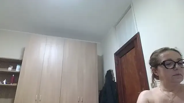 Miasexmilf on StripChat
