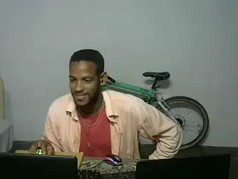 michel_sc on StripChat