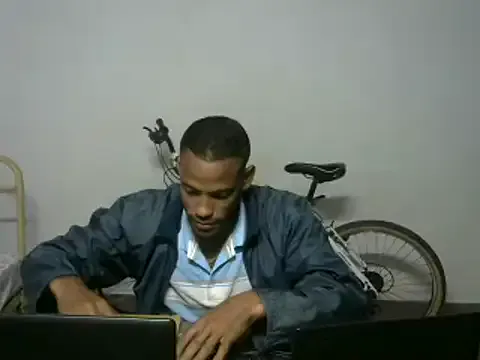 michel_sc on StripChat