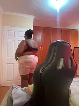 Michyboldy on StripChat