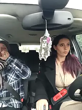 MickNanaa on StripChat