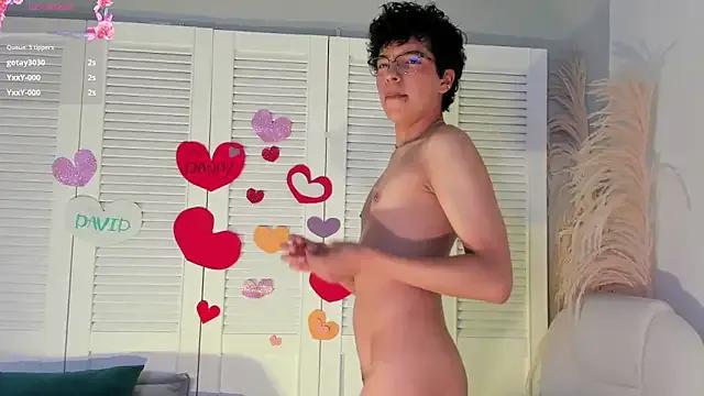 miilo_wolf on StripChat 