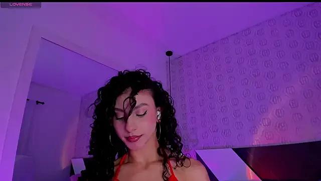 MiissCharlotte on StripChat 