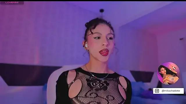 MiissCharlotte on StripChat 