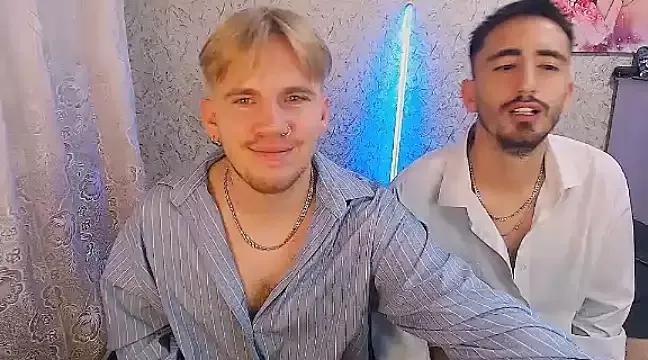 mikienn on StripChat 