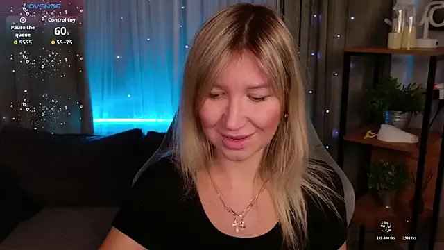 MilaBott on StripChat