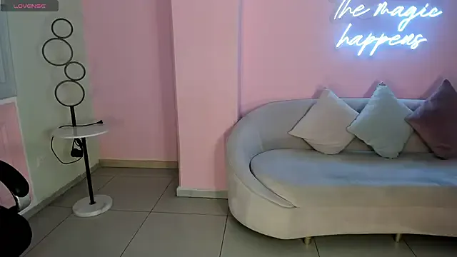 MilaColeman on StripChat