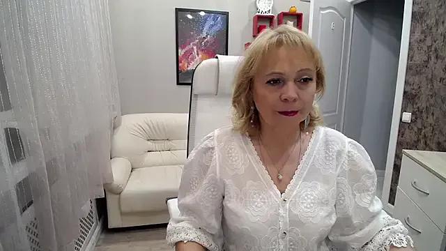 Milla_Cutie18 on StripChat 