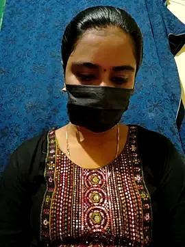 mini-queen on StripChat 