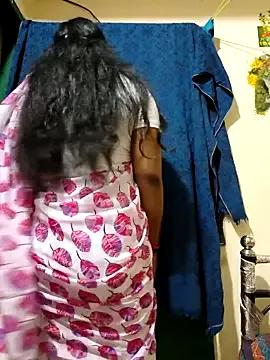 mini-queen on StripChat 