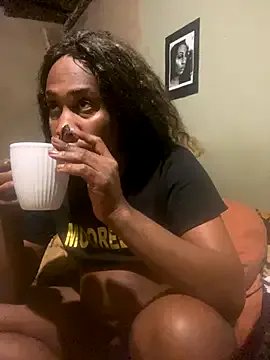 Moorella1 on StripChat 