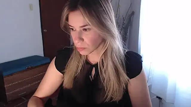 ms_sofia_x — make  me  happy  