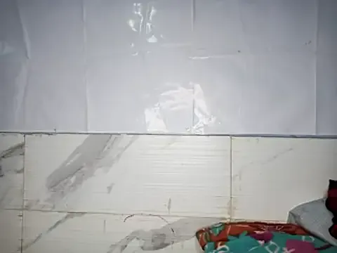 Muktha — Remove bra