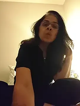 NakedMILFx on StripChat